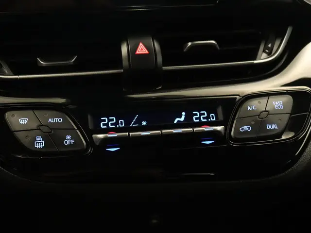 Toyota C-HR 1.2 Dynamic 2017 Benzine 26