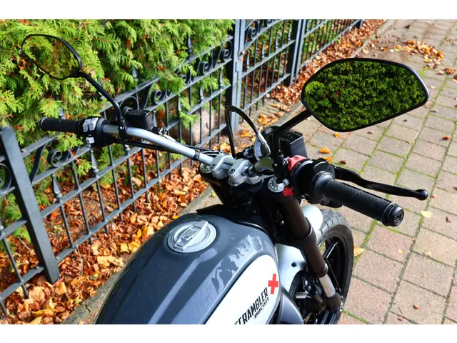 Ducati Scrambler 800 ICON ABS 2019 Benzine 24