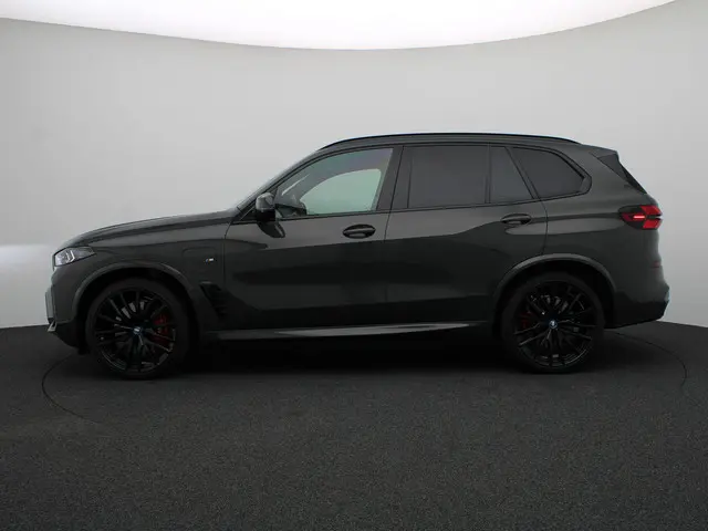 BMW X5 xDrive50e 2024 Hybride Benzine 4