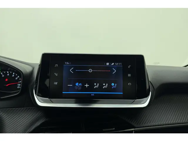 Peugeot 208 1.2 PureTech Blue Lease Active 2021 Benzine 23