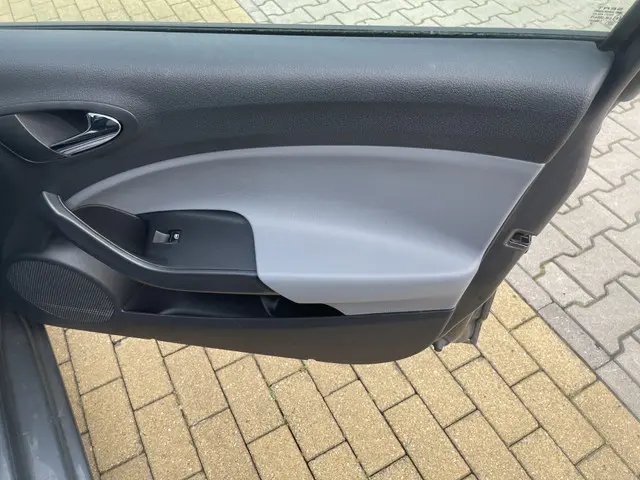 SEAT Ibiza 1.2 Style, 5x deuren, Carplay, Airco 2012 Benzine 20