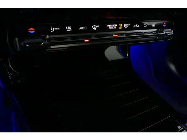 Mercedes-Benz CLA 250 e AMG Line 2023 Hybride Benzine 9