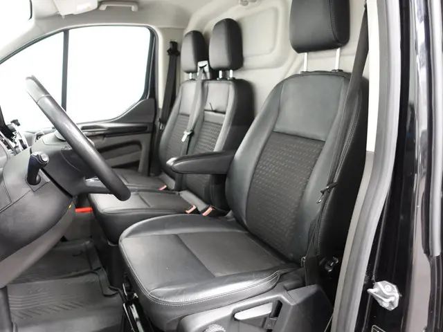 Ford Transit Custom 2