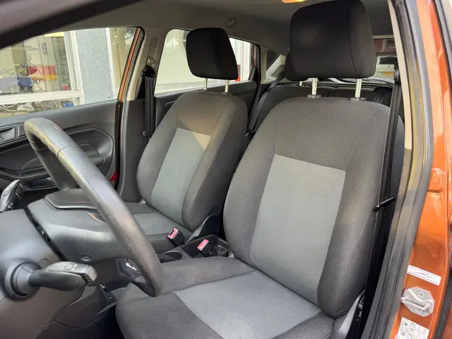 Ford Fiesta 1.25 Titanium 2015 Benzine 11
