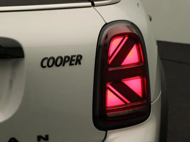 MINI Countryman Cooper 2021 Benzine 42