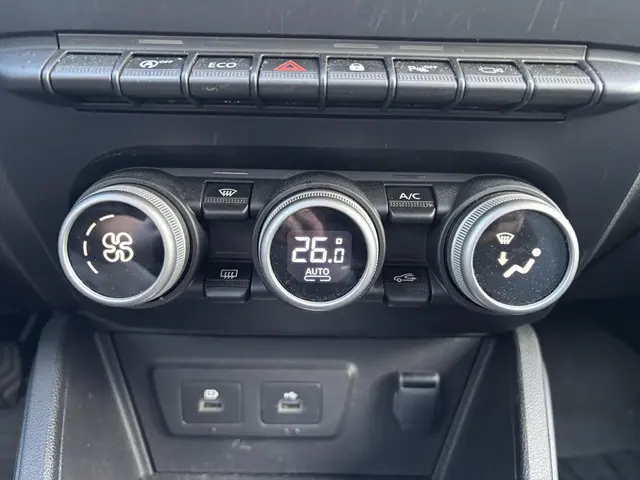 Dacia Duster 1.0 TCe 100 ECO-G Extreme 2023 Benzine 13