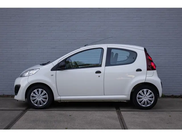 Peugeot 107 1.0 Facelift Airco 2014 Benzine 14