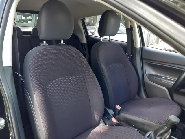 Mitsubishi Space Star 1.2 Intense+ *airco*5 drs* 2014 Benzine 5