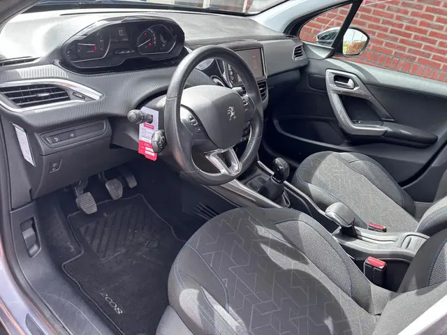 Peugeot 2008 1.2 PureTech Allure 2018 Benzine 20