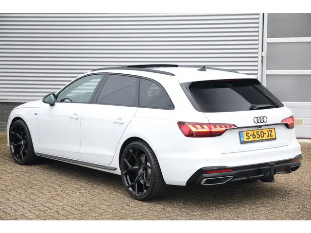 Audi A4 Avant 40 TFSI 3x S-Line 204pk 2020 Benzine 32
