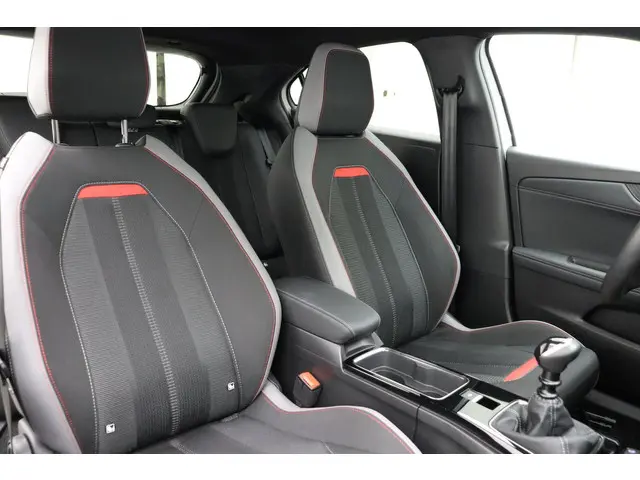 Opel Mokka 1.2 Turbo GS Line 2022 Benzine 16