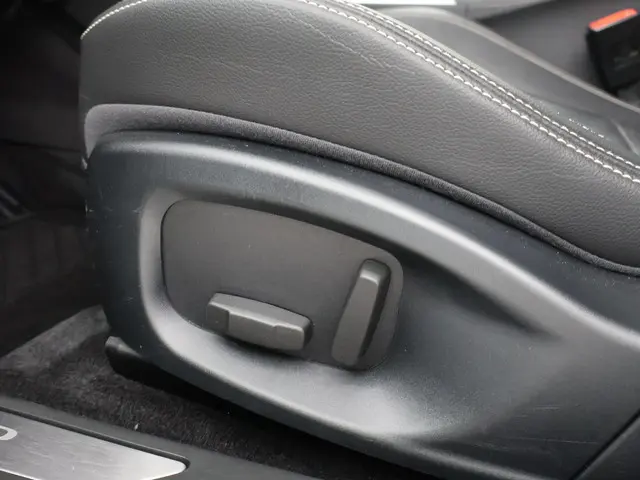 Jaguar I-PACE EV400 SE *INCL BTW* 2018 Elektrisch 65