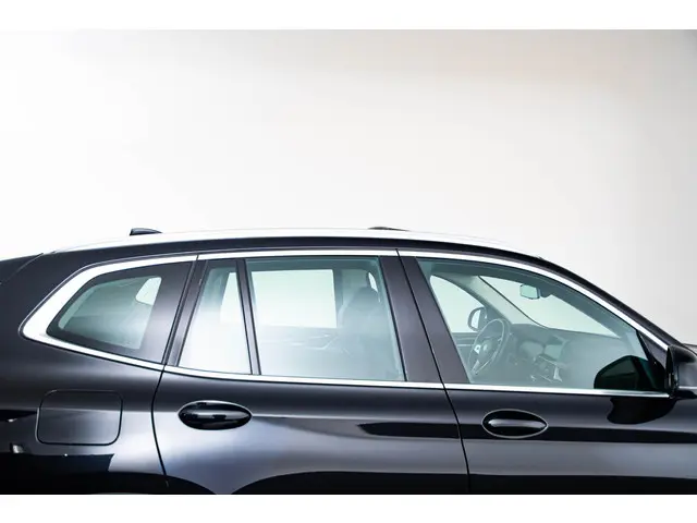 BMW X3 xDrive30e 2021 Hybride Benzine 42