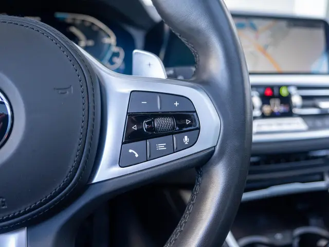 BMW 3 Serie Touring 330e 2021 Hybride Benzine 31