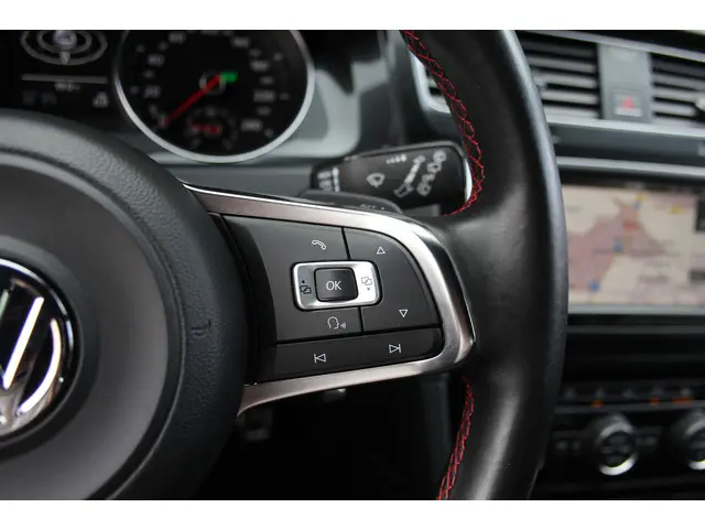 Volkswagen Golf 2.0 TSI GTI 2015 Benzine 33