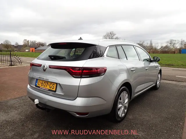 Renault Mégane Estate 1.3 TCe Business Zen 2021 Benzine 4