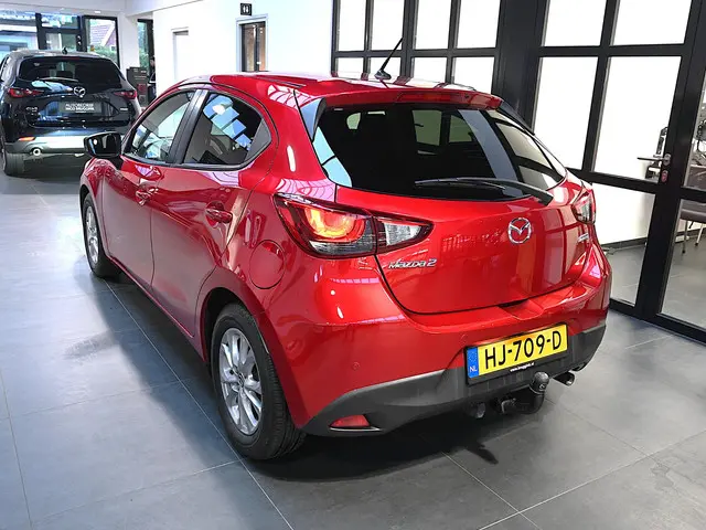 Mazda 2 Skyactiv-G 90 5MT TS+ 2015 Benzine 3