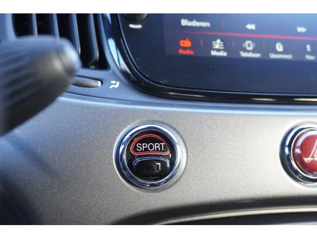 Fiat 500 0.9 TwinAir Turbo Sport 2018 Benzine 19