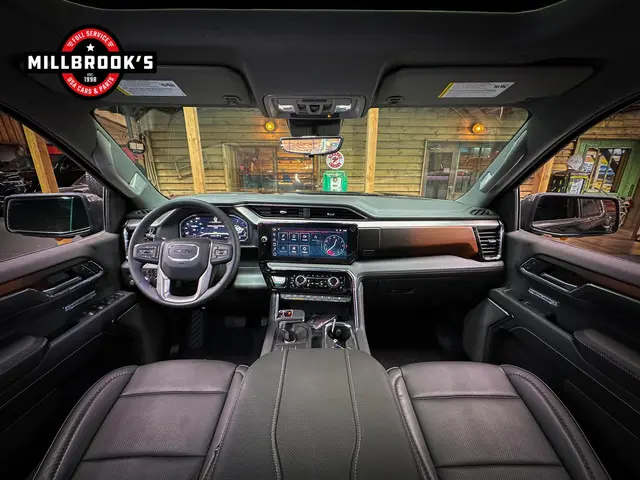 GMC Sierra Denali 6.2L V8 2024 Benzine 18