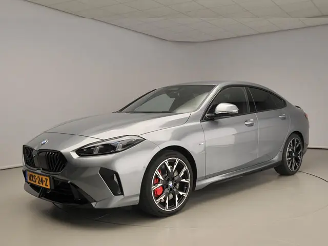 BMW 2 Serie Gran Coupé 220 2025 Benzine 45