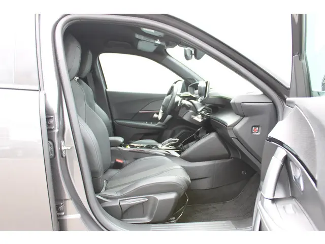 Peugeot 2008 1.2 PureTech GT-Line 2020 Benzine 7