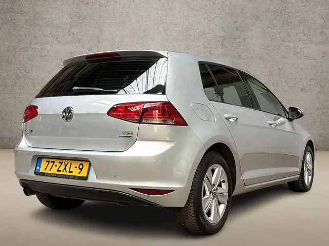 Volkswagen Golf 1.2 TSI Sportline 2013 Benzine 3