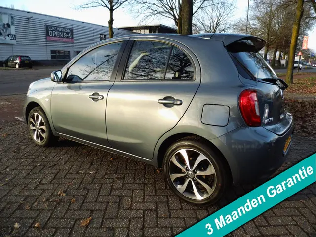 Nissan Micra 1.2 Tekna AIRCO,NAVI,PANODAK,UNIEK 2014 Benzine 4