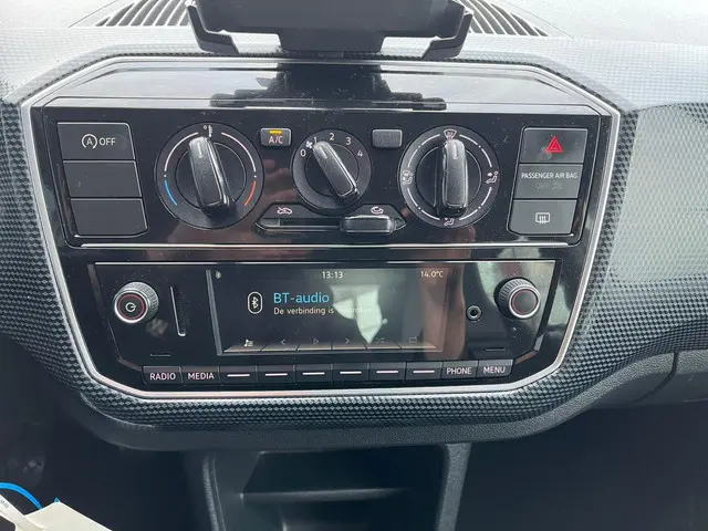 Volkswagen up! 1.0 BMT move up! 2019 Benzine 19