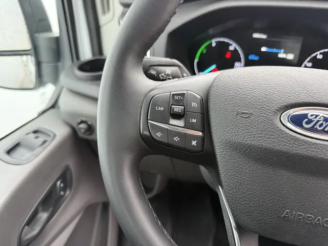 Ford E-Transit 75kWh 2023 Elektrisch 17