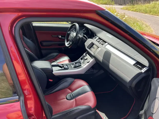 Land Rover Range Rover Evoque 2.0 Si 4WD 2013 Benzine 17