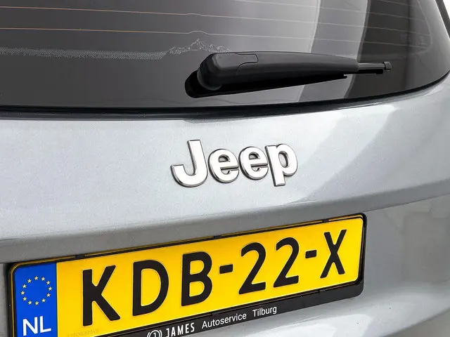 Jeep Avenger 1.2 Longitude 2024 Benzine 16