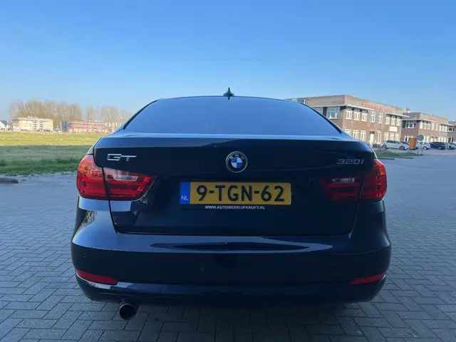 BMW 3 Serie Gran Turismo 320i High Executive 2014 Benzine 5