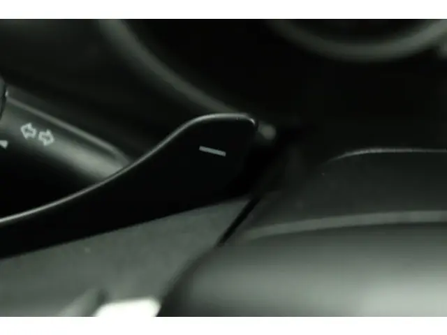 Suzuki Vitara 1.6 High Executive 2015 Benzine 43