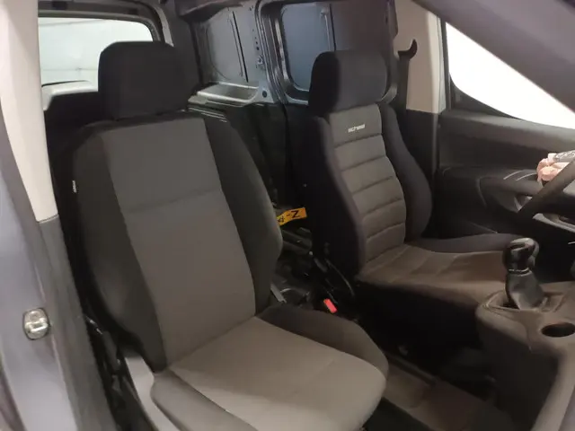 Opel Combo 1.6D L1H1 Edition Schadeauto!!! 2020 Diesel 9