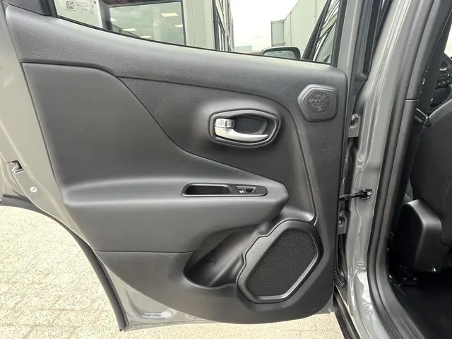 Jeep Renegade 1.5T e-Hybrid S 2023 Hybride Benzine 22