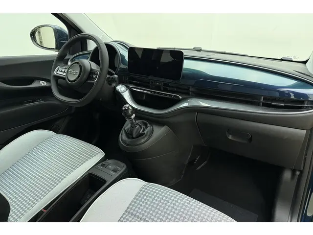 Fiat 500 1.0 Hybrid Torino Launch Edition 2026 Benzine 13