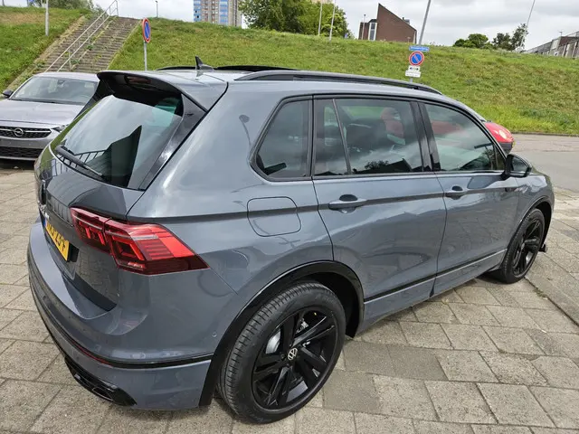 Volkswagen Tiguan 1.5 TSI R-Line 2023 Benzine 11