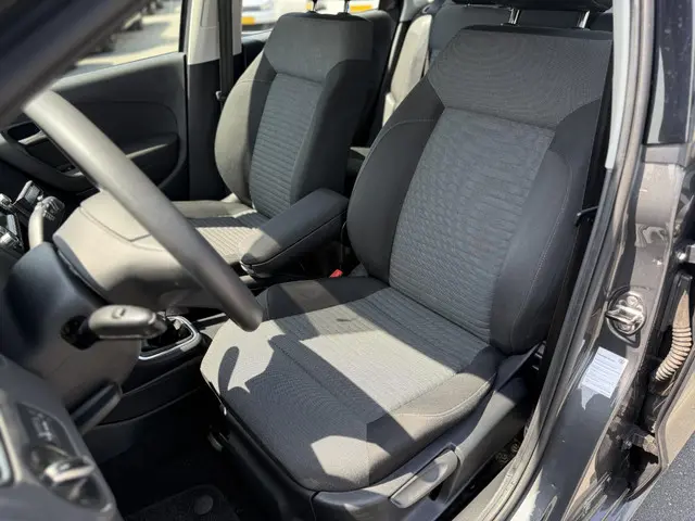Volkswagen Polo 1.2 TSI BlueMotion Edition 2013 Benzine 10