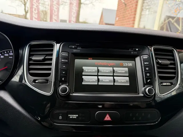 Kia Carens 1.6 GDi ExecutiveL. 2016 Benzine 31