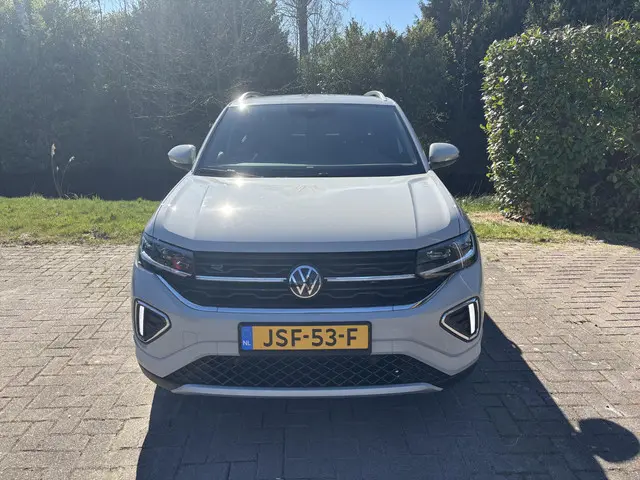 Volkswagen T-Cross 2