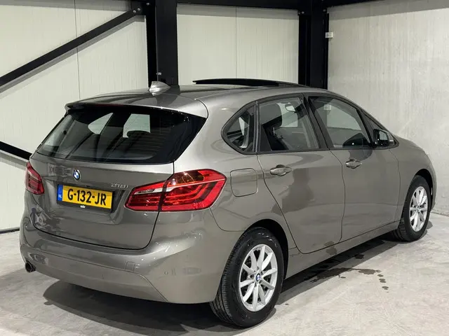 BMW 2 Serie Active Tourer 218i Business 2015 Benzine 24