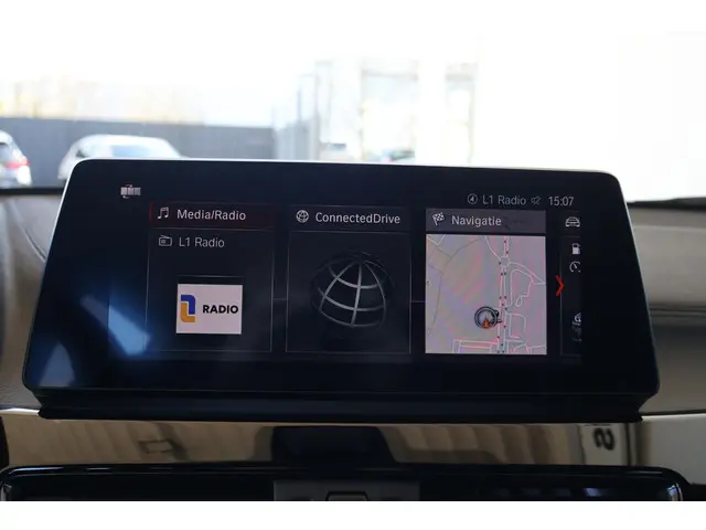 BMW X2 xDrive25e 2023 Hybride Benzine 16