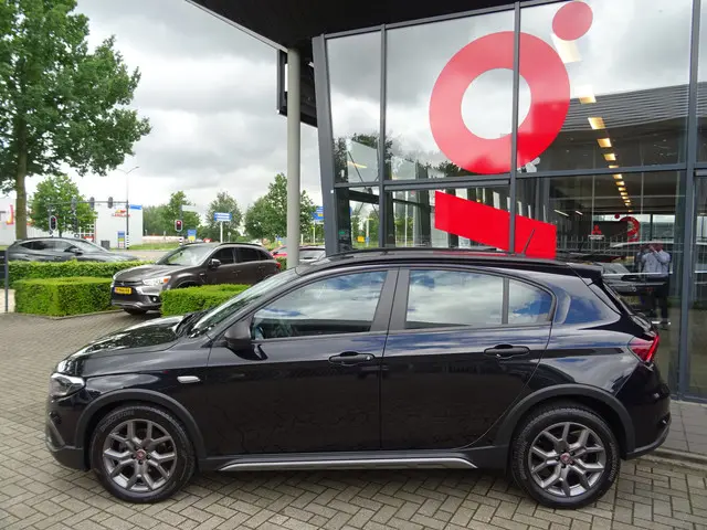 Fiat Tipo Cross 1.0 City Cross 2021 Benzine 6
