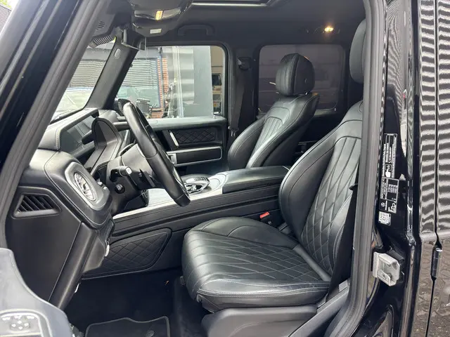 Mercedes-Benz G-Klasse 500 2023 Benzine 6