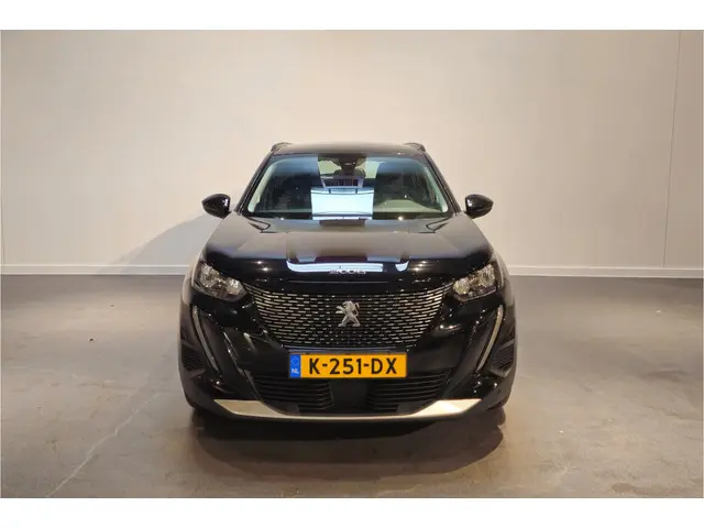 Peugeot 2008 3