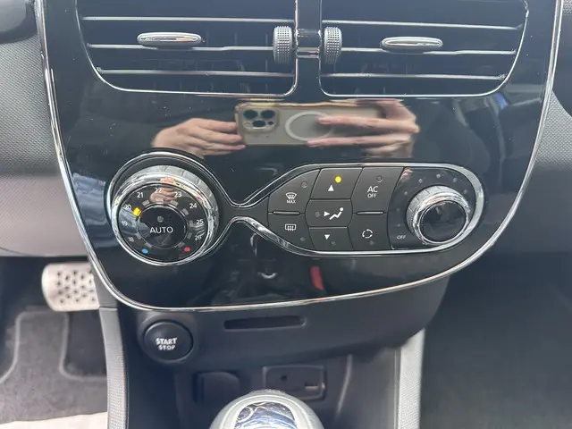 Renault Clio 1.2 GT 2014 Benzine 25