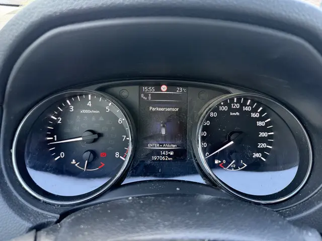 Nissan QASHQAI 1.2 Tekna 2014 Benzine 16