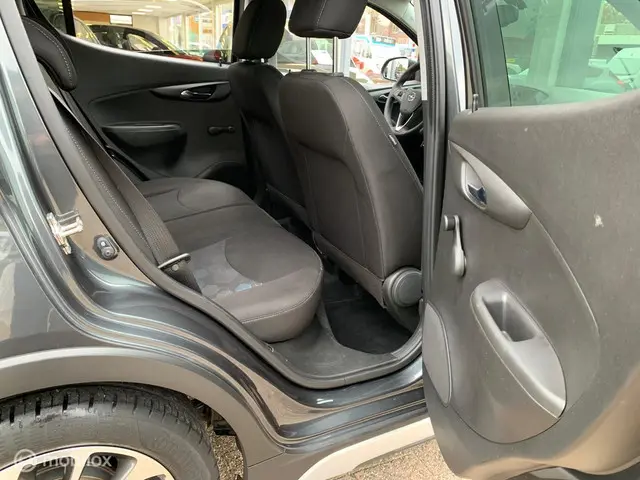 Opel KARL 1.0 Rocks Online Edition 2018 Benzine 23