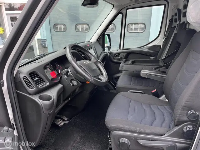 Iveco Daily 35C14V 2.3 AUTOMAAT 352 H2 2019 Diesel 7