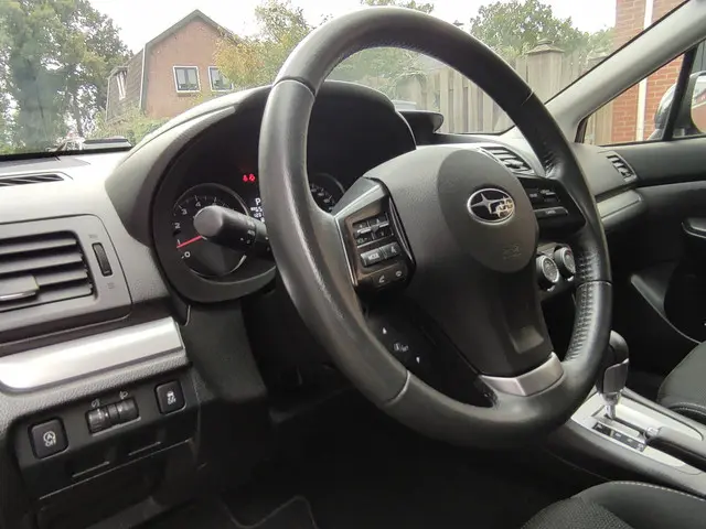 Subaru XV 2.0i Luxury AWD 2014 Benzine 13